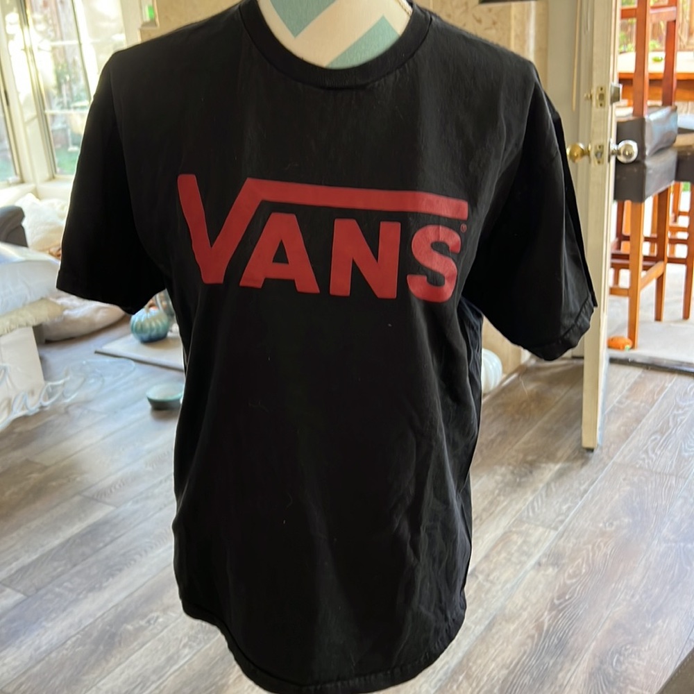 ❤️Vans Black T-shirt - Size M